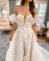 Cute A Line Sweetheart Tulle Wedding Dresses with Lace