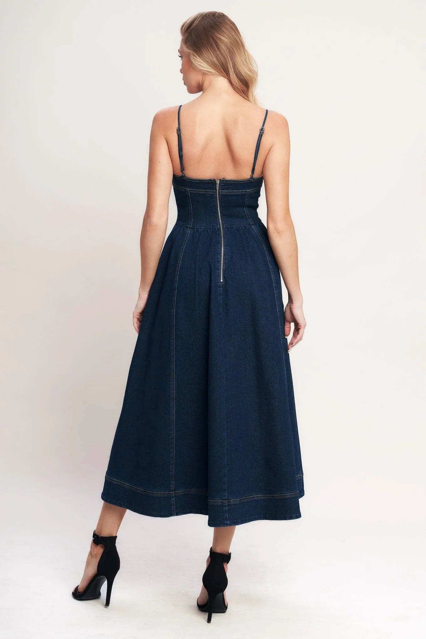 THE EVERYDAY ICON DENIM MIDI DRESS