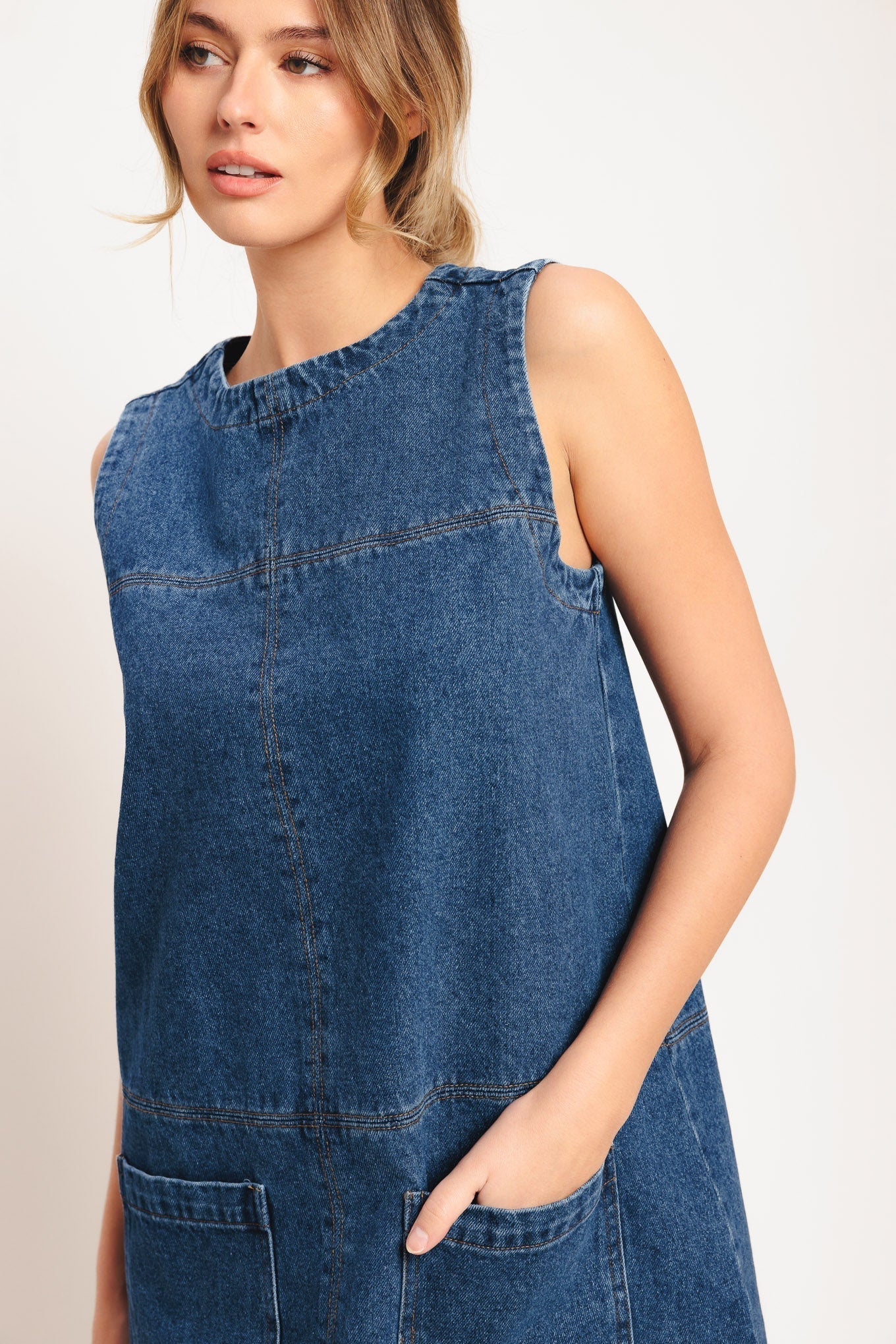 LAIDBACK CHIC DENIM SHIFT DRESS