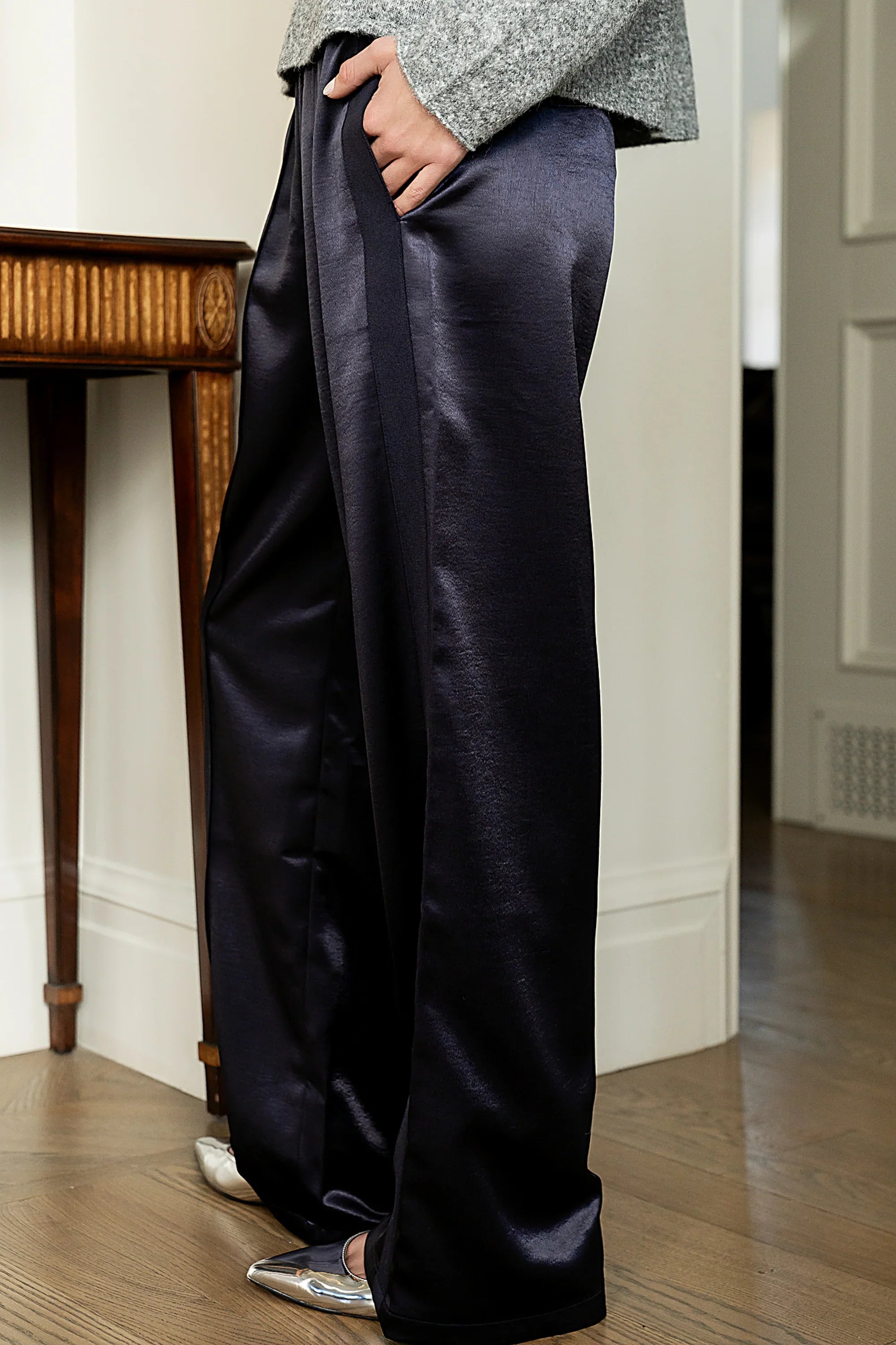 Gemma Satin Wide Leg Pants in Navy