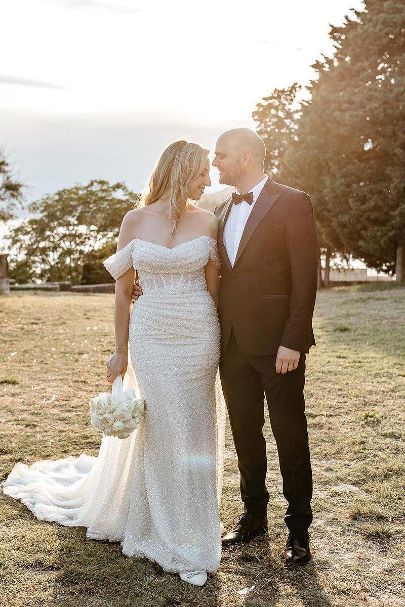 Sparkly Mermaid Off the Shoulder Sequins Wedding Dresses