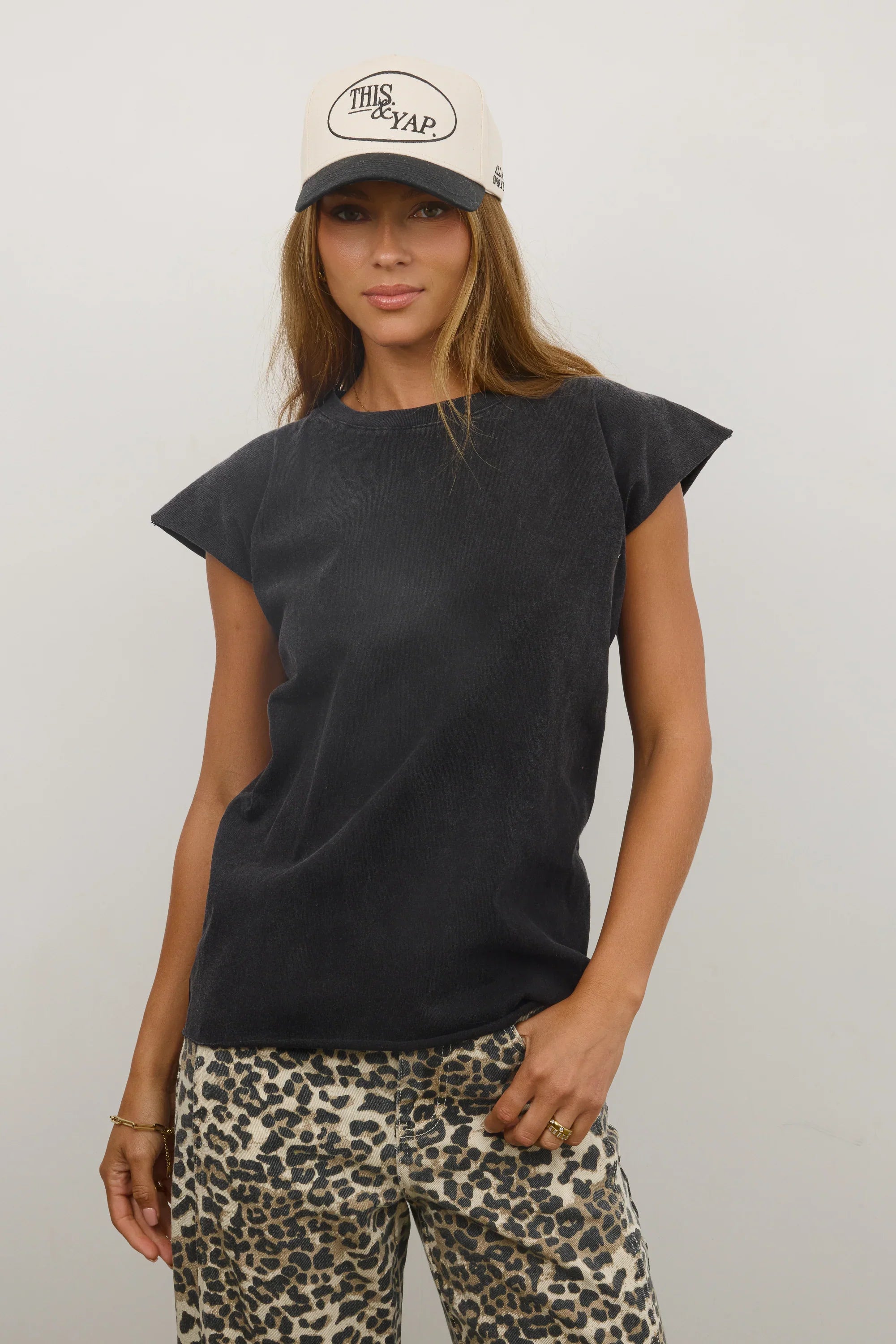 Vinnie Muscle Tee in Black